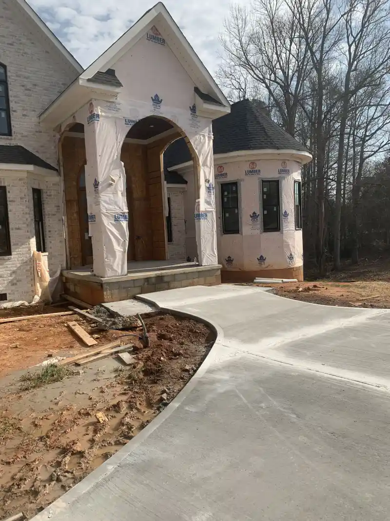 Concrete driveway poured by Ace Concrete Construction