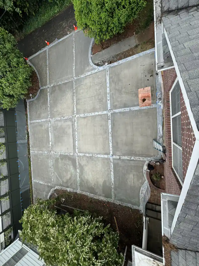 Concrete driveway poured by Ace Concrete Construction