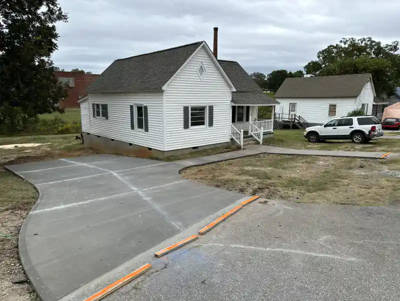A concrete driveway poured by Ace Concrete Construction