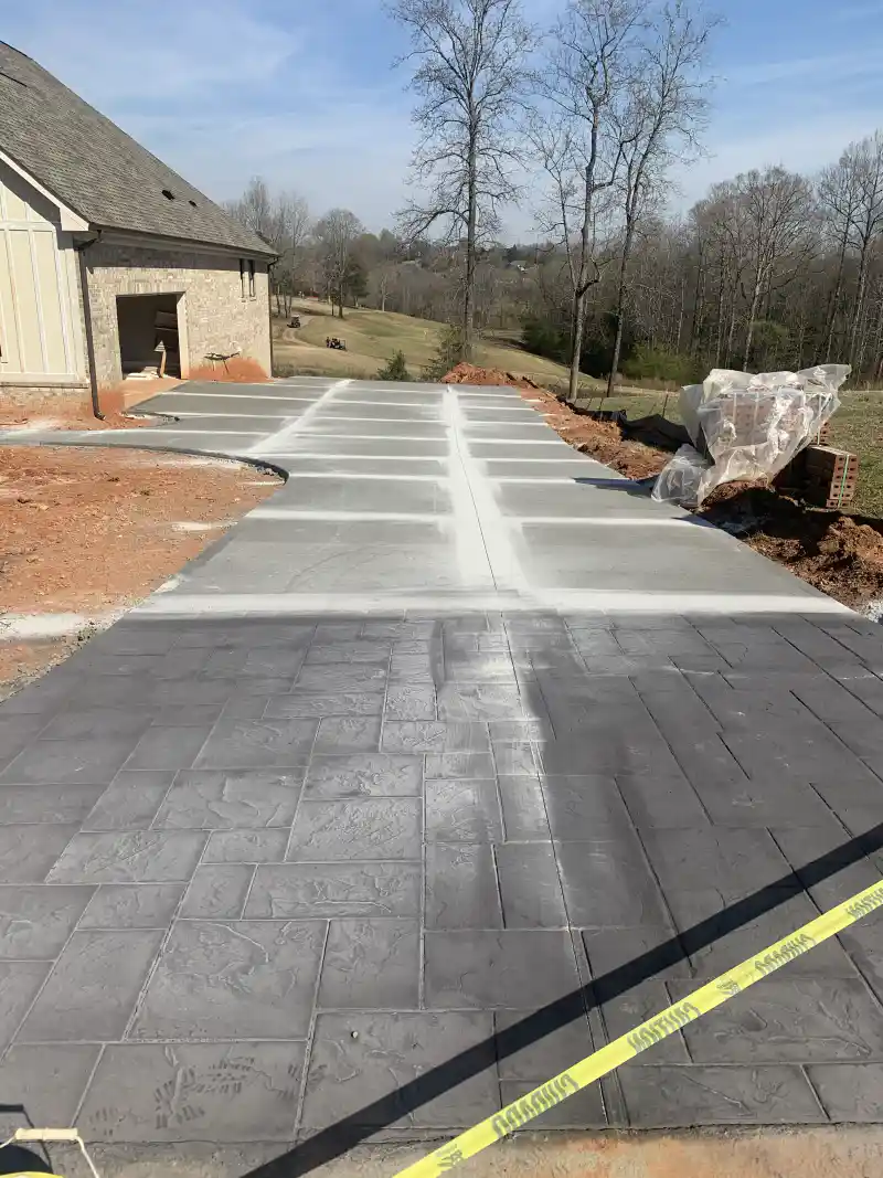 Concrete driveway poured by Ace Concrete Construction